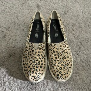 Leopard Toms